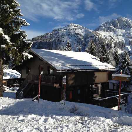 Haus Petra Vila Sonnenalpe Nassfeld Exterior foto
